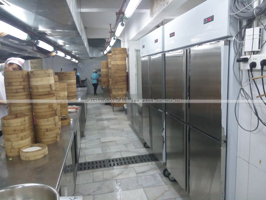 四門(mén)廚房柜